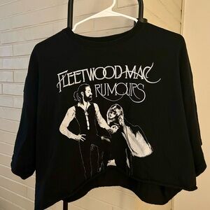 Urban Outfitters Fleetwood Mac Black Oversized Cropped Shirt. 
S/M